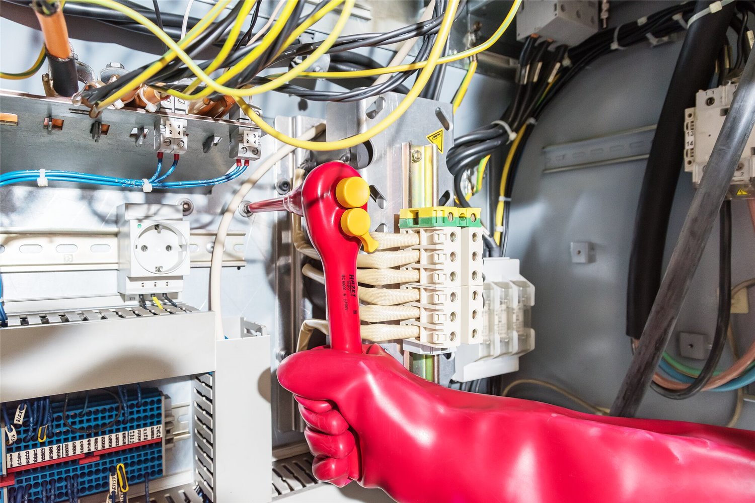 986LG-6KV