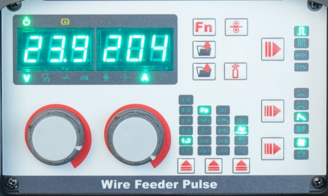 Profesjonalny inwertorowy półautomat spawalniczy EXPERT MIG 540W DUAL PULSE IDEAL EXMIG540WP