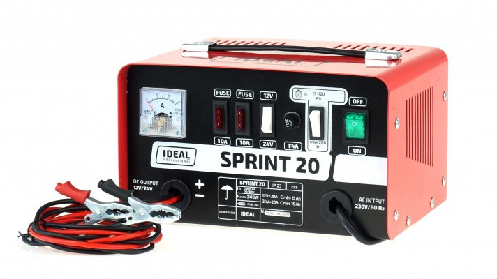 Prostownik do ładowania 12 i 24 woltowych akumulatorów SPRINT 20 230V 12-24V