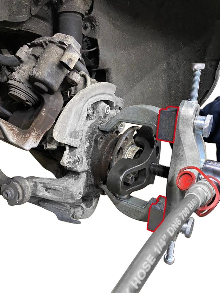 V8563