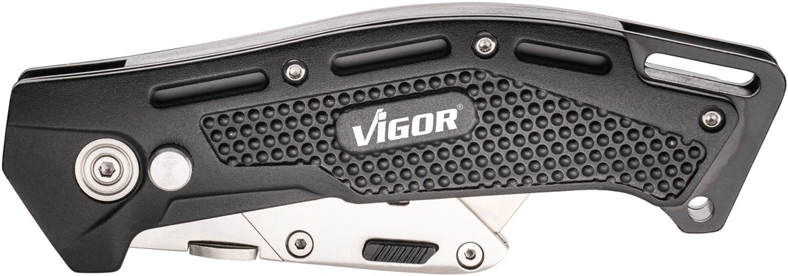 V7099