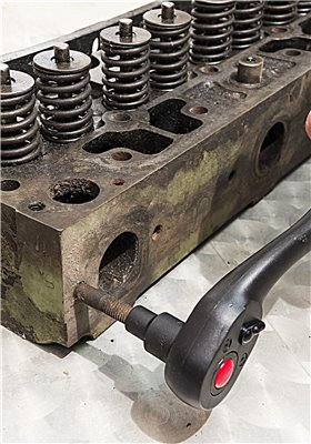 V3742